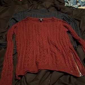 American Eagle XS Sweater bundle!